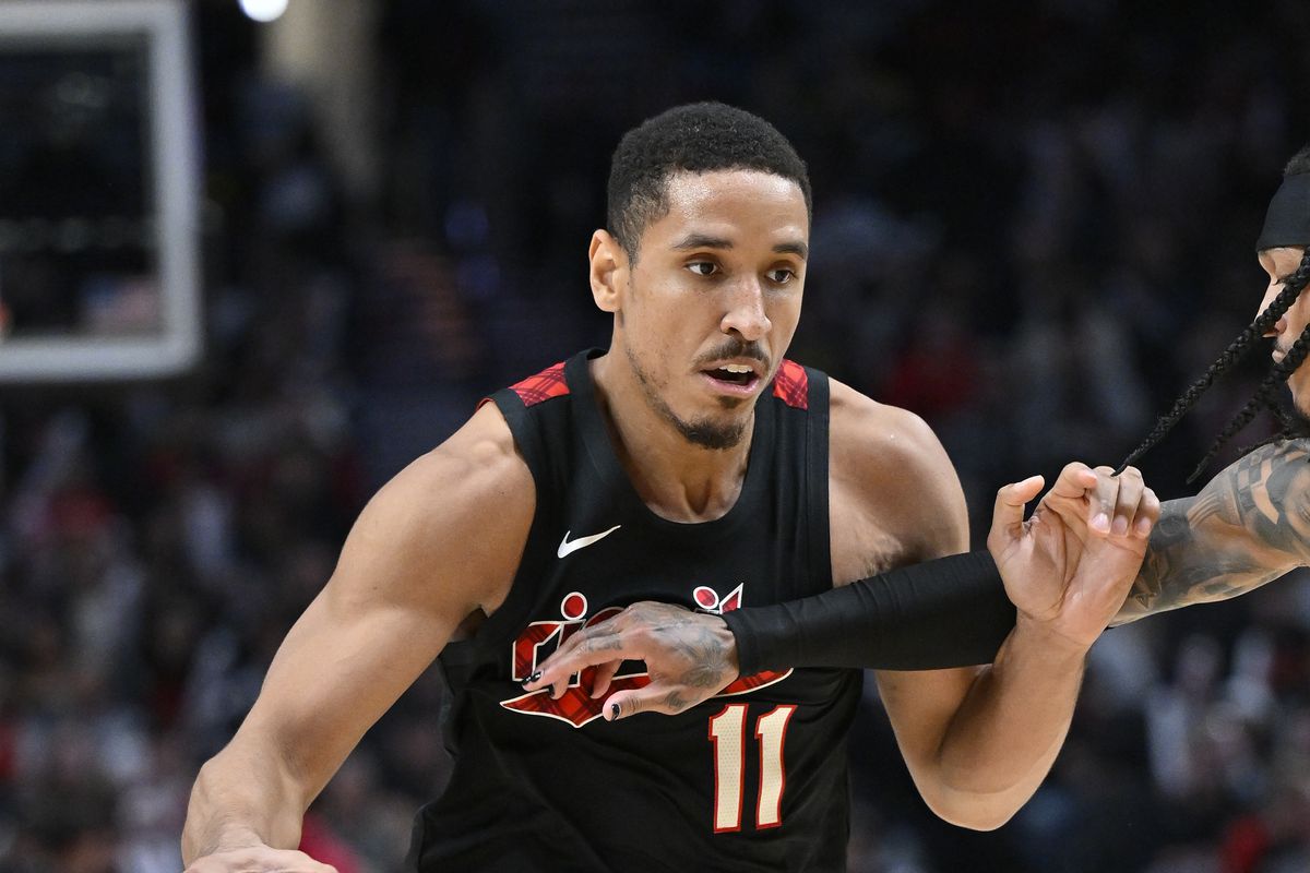 Rockets Eyeing Trail Blazers’ Malcolm Brogdon in Trade Talks