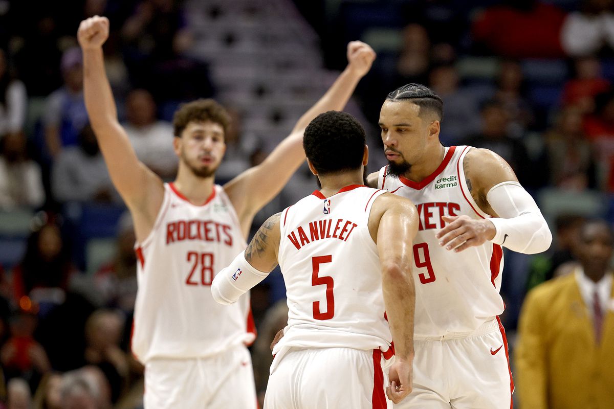 Rockets on the Hunt: Houston's Quest for the Perfect Center Ahead of NBA Trade Deadline 2024