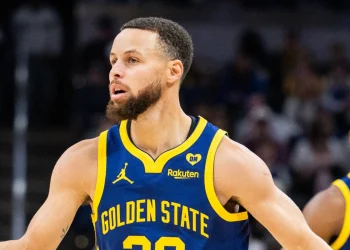 Steph Curry Shines Bright: How the Warriors Kept Their Team Together and Made a Big Statement Against the Pacers