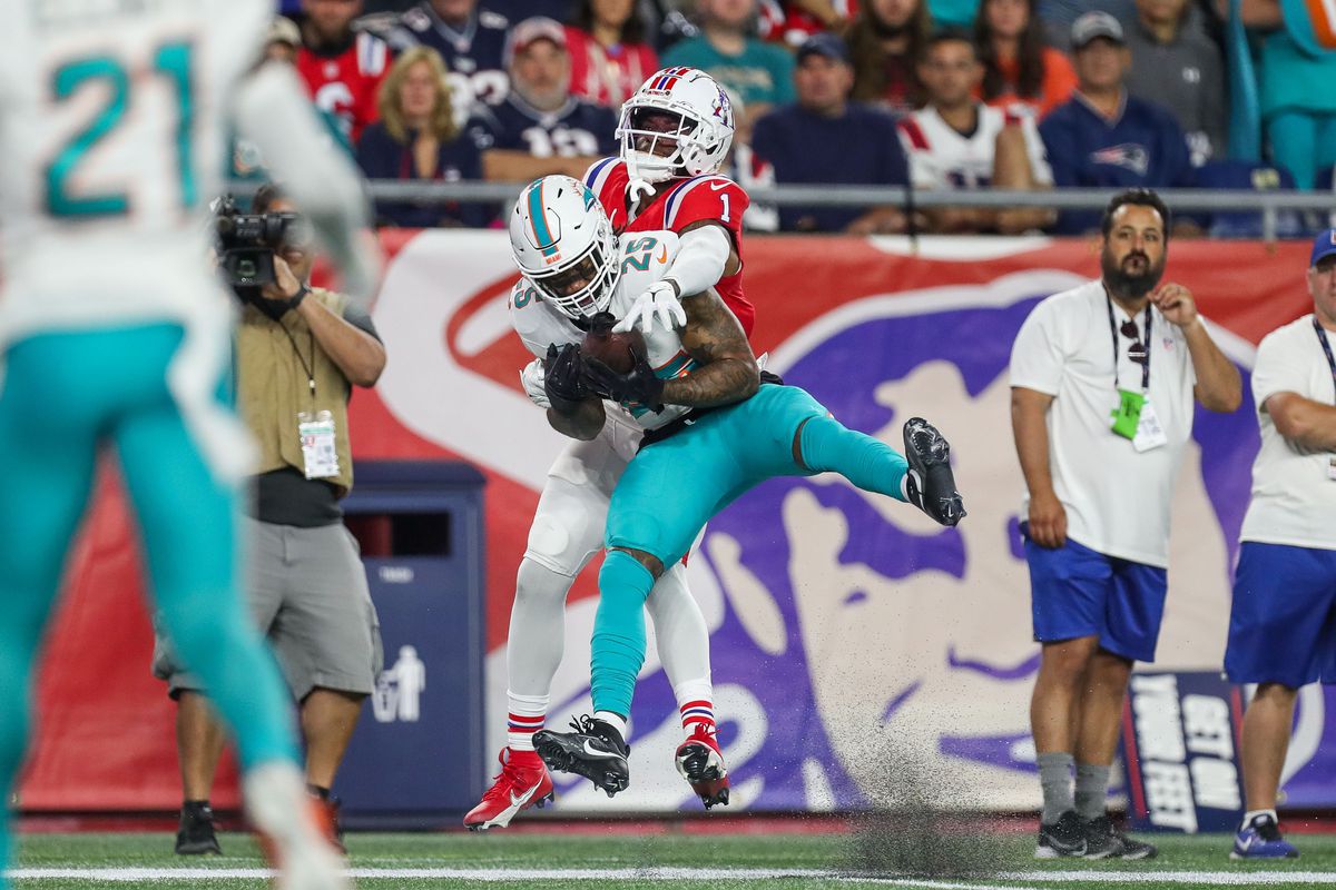 The Crossroads of Cap Space: Xavien Howard and Miami Dolphins' Financial Tightrope
