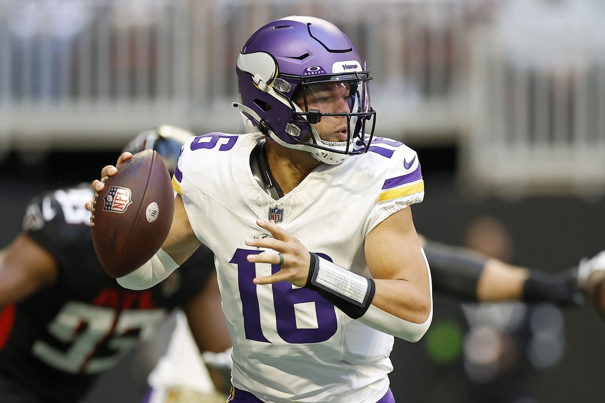 The Minnesota Vikings' Draft Dilemma A Bold Move for a New Quarterback on the Horizon