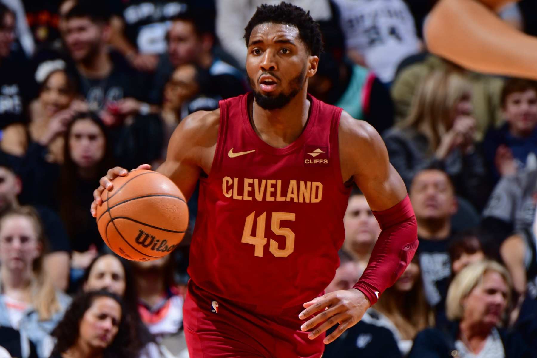 Usher's Slam Dunk Investment The Pop Star's Winning Stake in the Cleveland Cavaliers