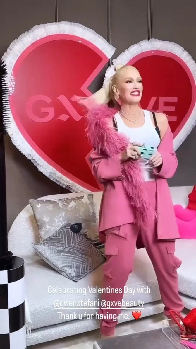 Gwen Stefani Solo at LA Valentine’s Event Amid Rumors of Rift with Blake Shelton