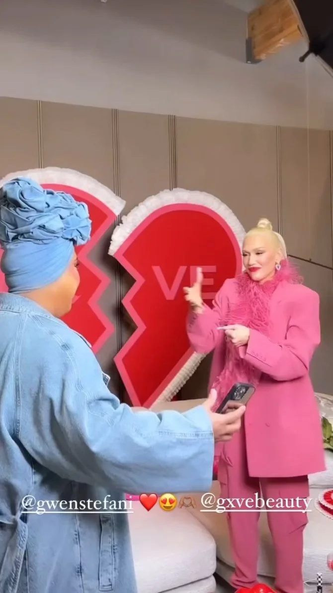 Gwen Stefani Solo at LA Valentine’s Event Amid Rumors of Rift with Blake Shelton