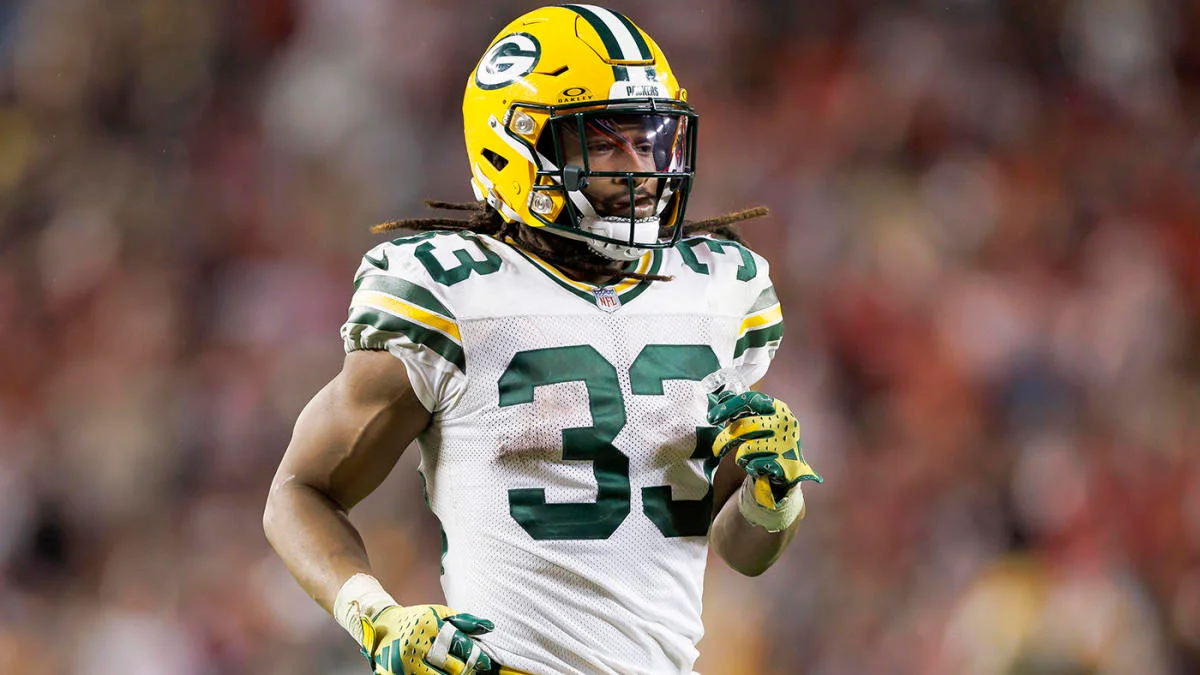 Aaron Jones' Shocking Move A Deep Dive into NFL Free Agency Drama