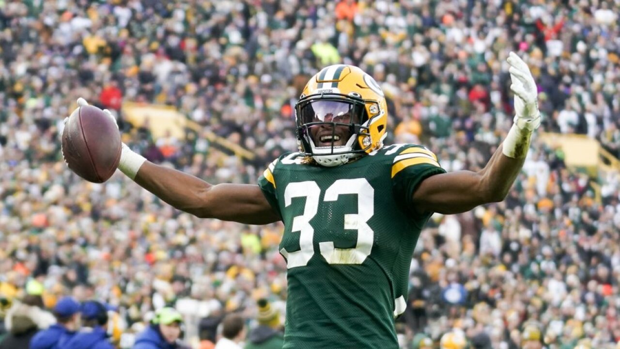 Aaron Jones' Shocking Move A Deep Dive into NFL Free Agency Drama