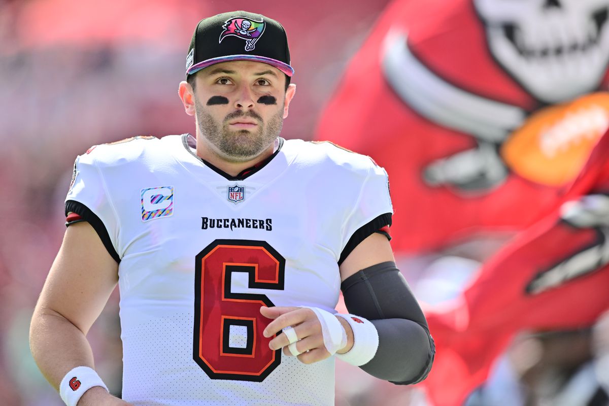 Baker Mayfield's Decision A Tug of War Among NFL Titans