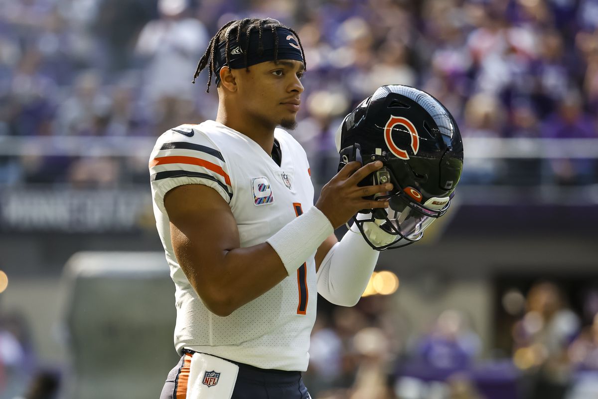 NFL News: How Dealing Justin Fields Could Accelerate or Sabotage the Chicago Bears' Rebuild