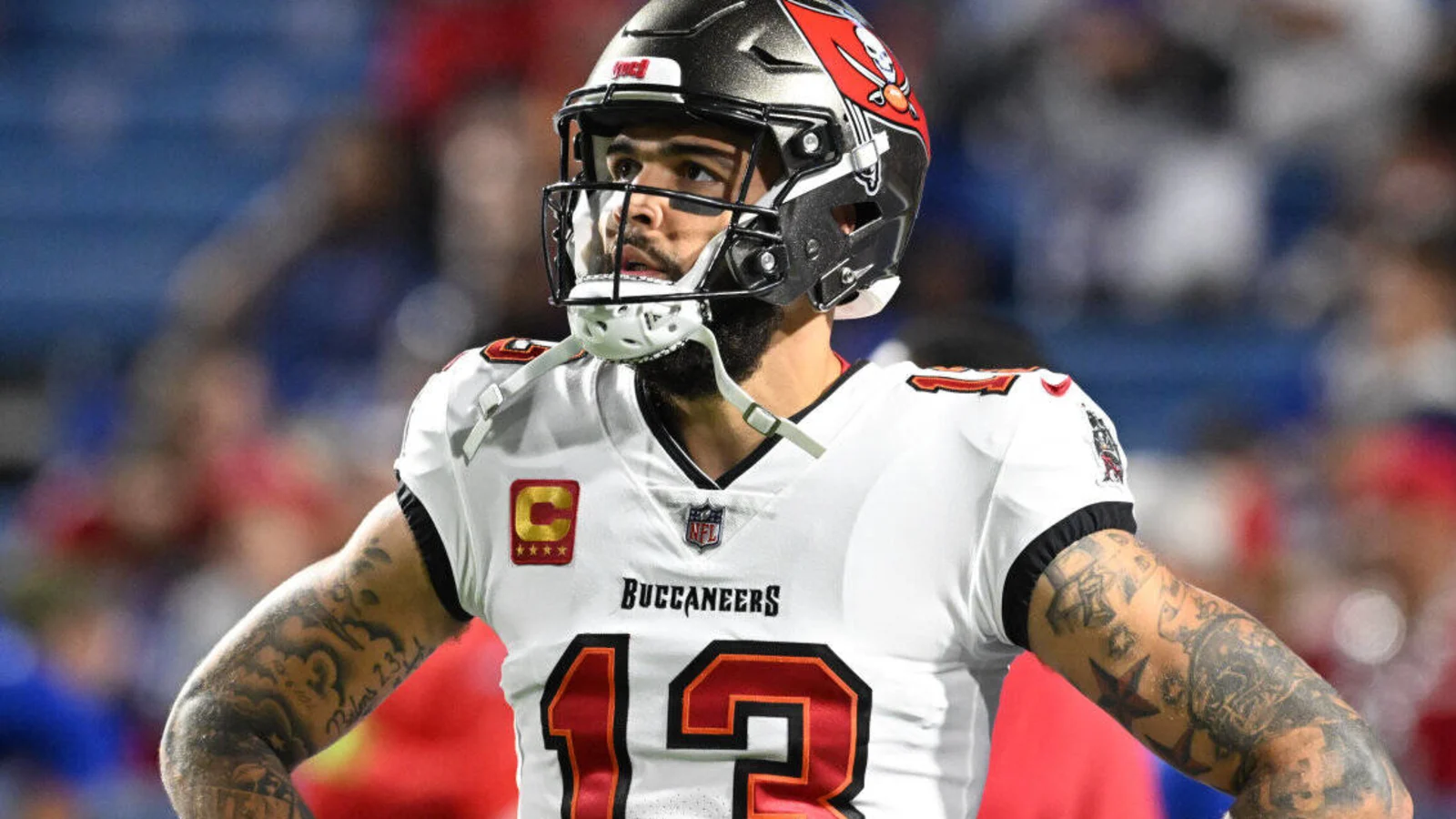 Big Bucks for Big Catches: How Mike Evans' Huge Deal Sparks Hope for NFL's Young Stars