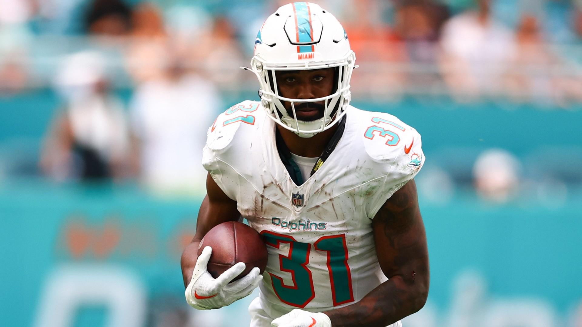  Breaking News: Dolphins' Star Raheem Mostert Locks In Future with Exciting Contract Extension