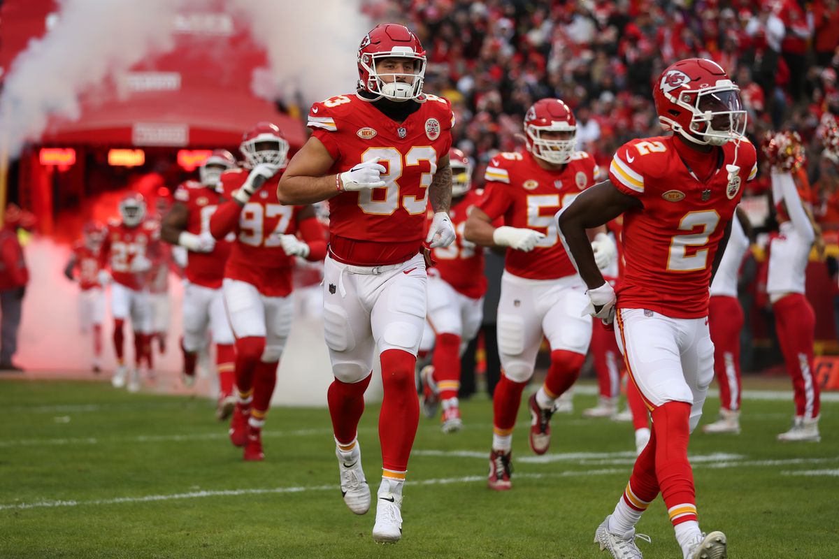 Chiefs' Offseason Game Plan Scouting New Stars to Shine Without Mike Evans