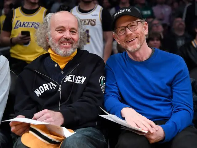 Clint Howard, Ron Howard