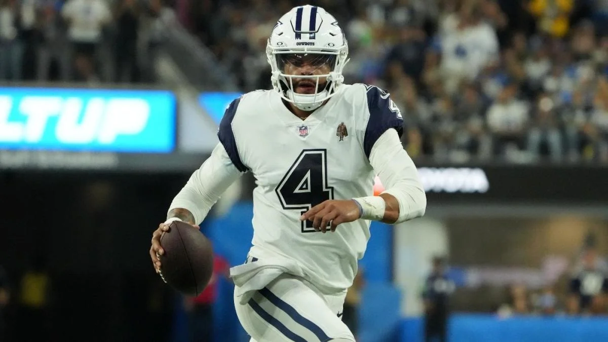 "Dak Prescott and the 2025 NFL Free Agency Frenzy: Teams Ready to Break the Bank"