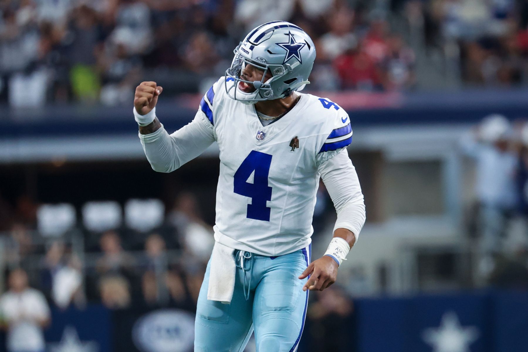 Dak Prescott and the Dallas Dilemma A Season of High Stakes and Higher Expectations