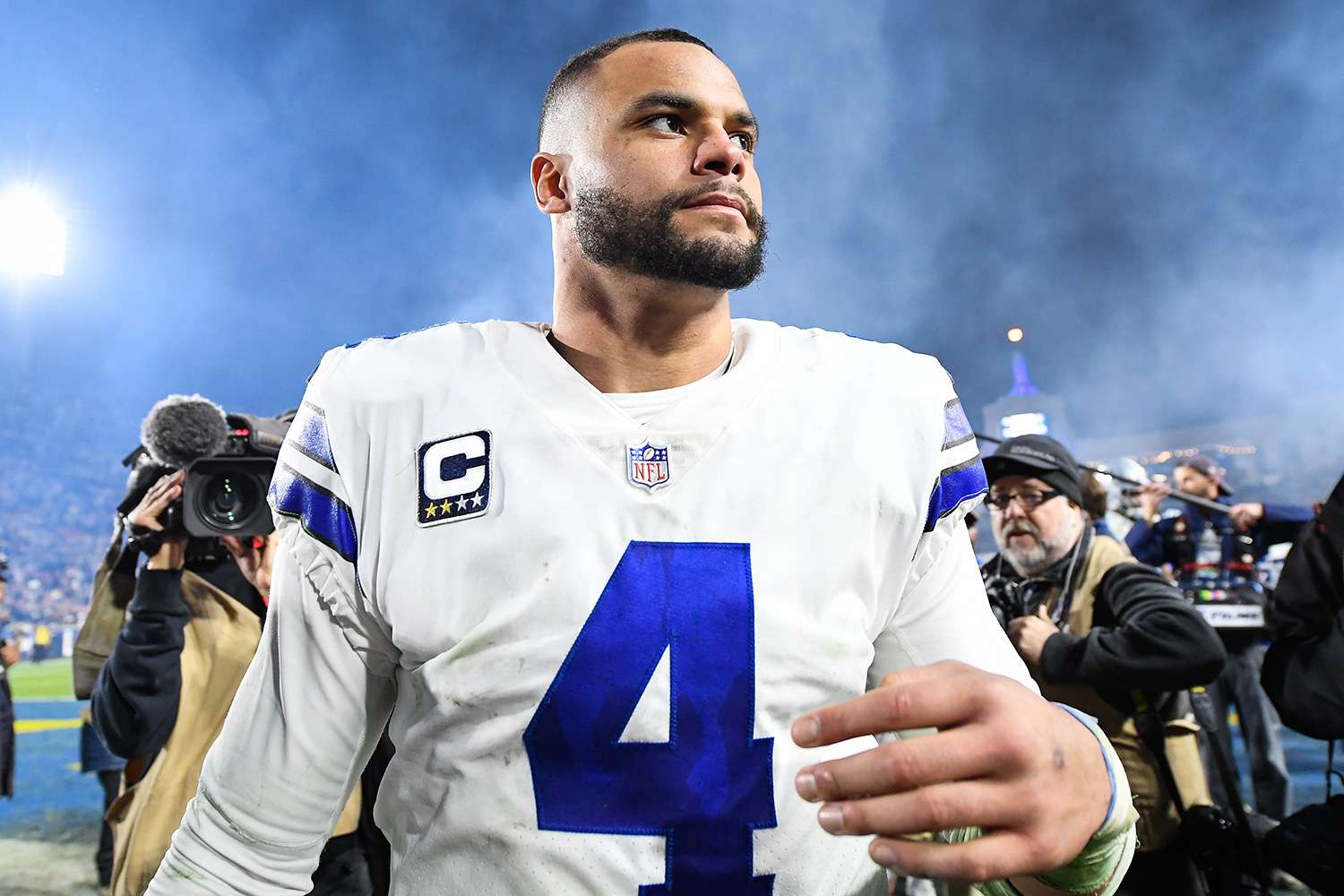 Dak Prescott Contract Talks A Pivotal Moment for Dallas Cowboys and NFL Salaries