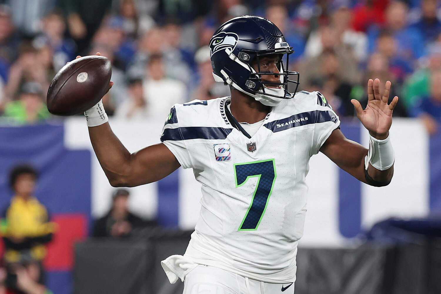 Geno Smith's Return to Seahawks: A Strategic Move Amidst Draft Buzz