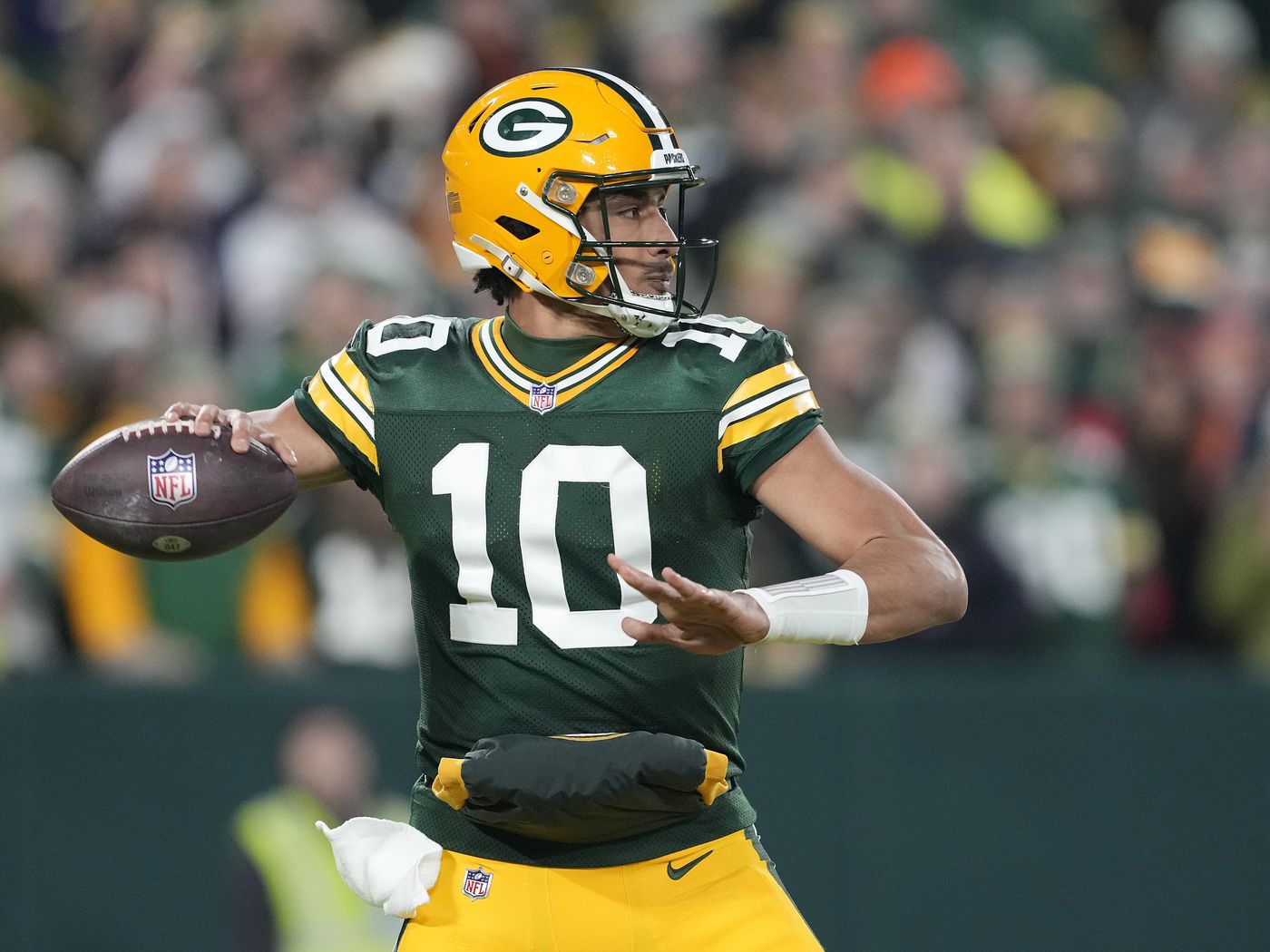 Green Bay Packers Gear Up for Bold Offseason Moves A Trade on the Horizon1