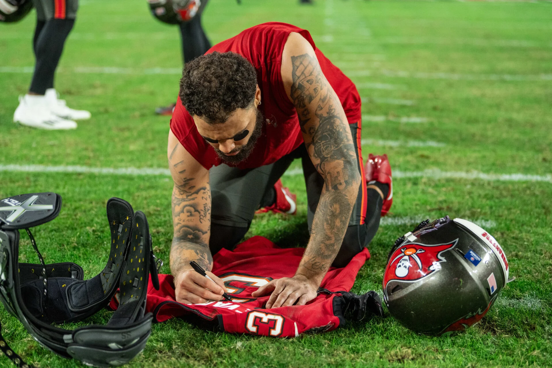 Is Mike Evans' Return to Texas Inevitable in NFL Free Agency.