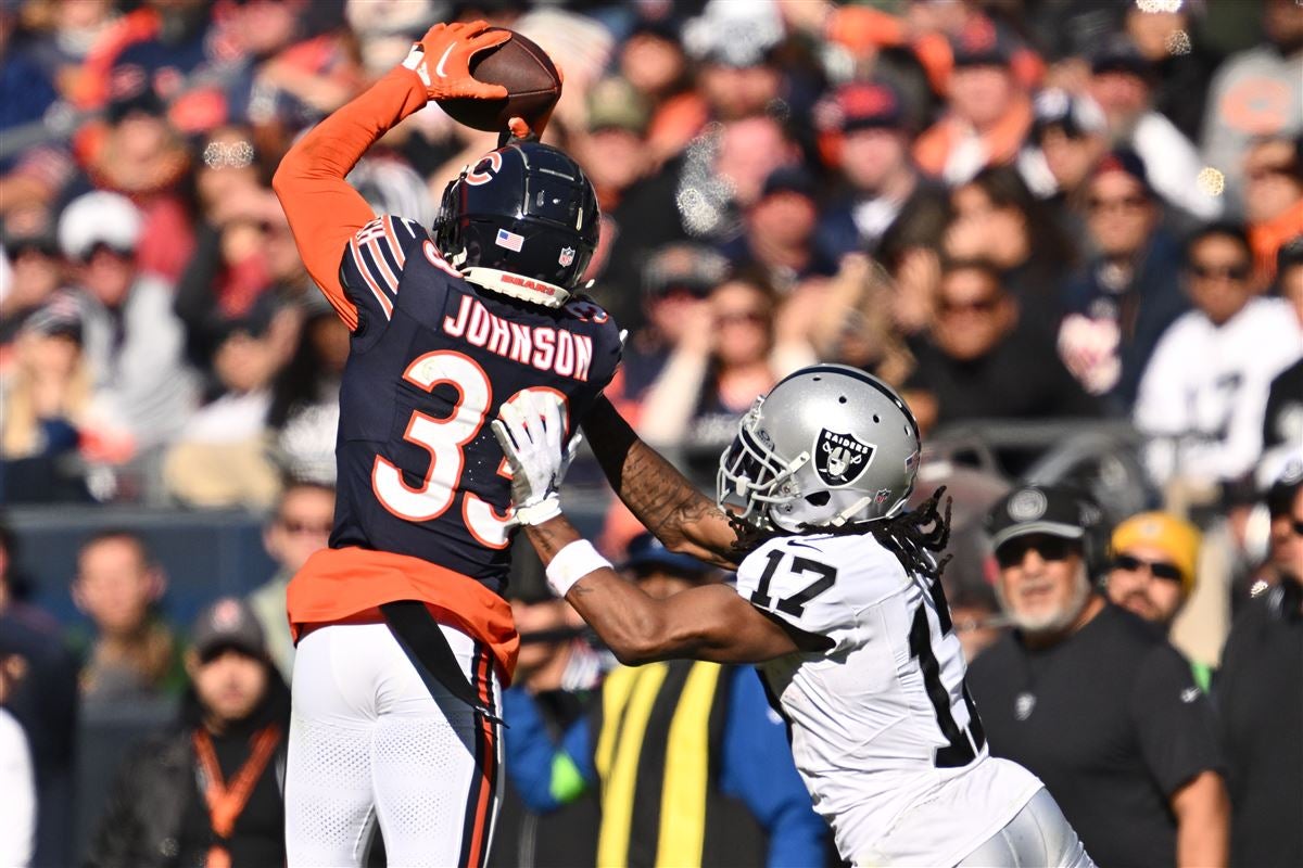 Jaylon Johnson's Big Play Chicago Bears Secure Future with Star Cornerback's Lucrative Extension.