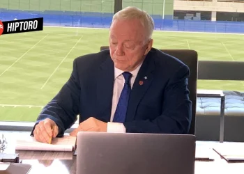 Jerry Jones' Mysterious Notebook Decoding the Cowboys' Offseason Strategy