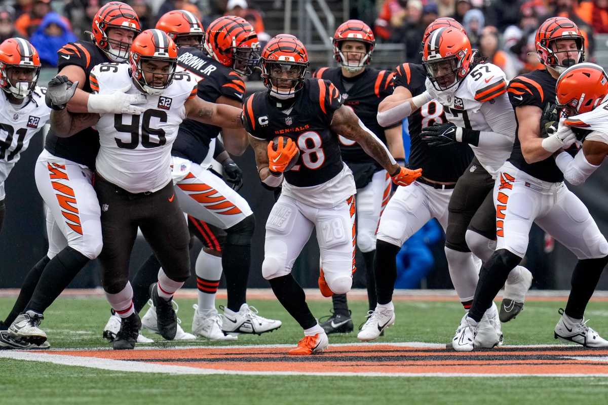 Joe Mixon's New Horizon: The Big Trade from Bengals to Texans