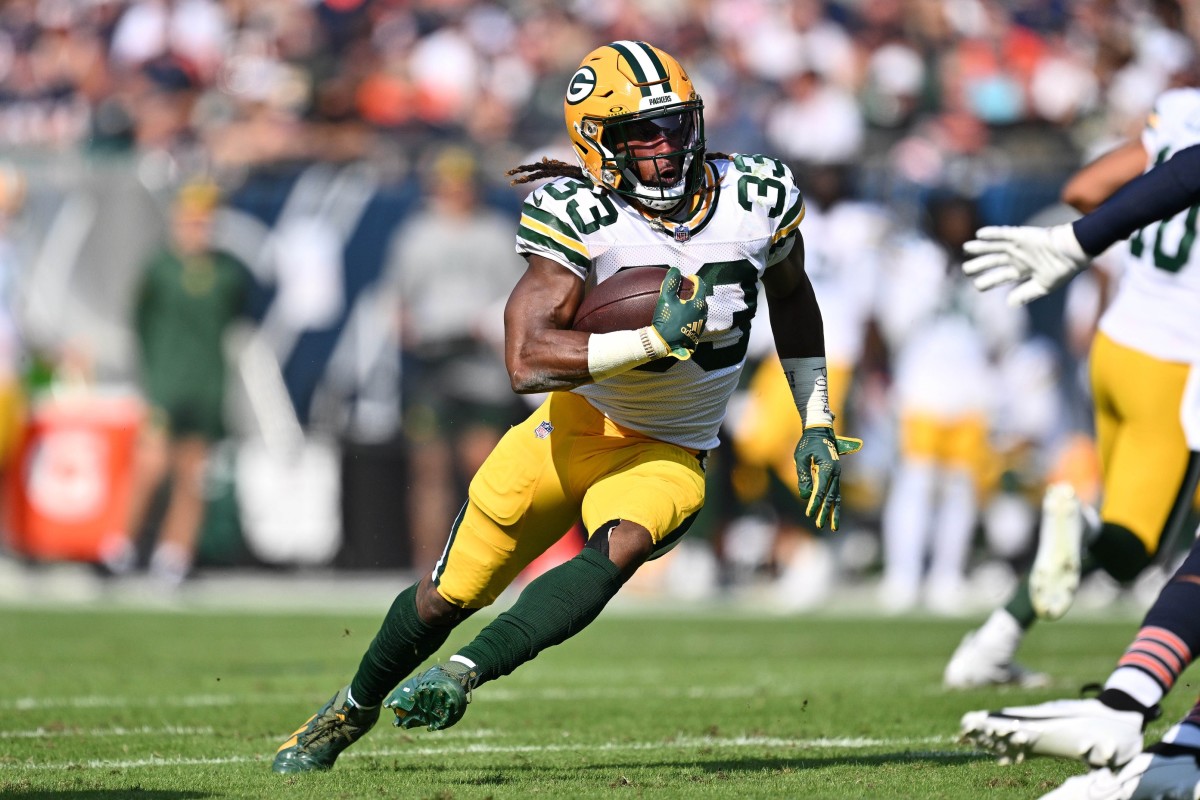 NFL Drama Unfolds: Aaron Jones Swaps Packers for Vikings in Eye-Catching Move
