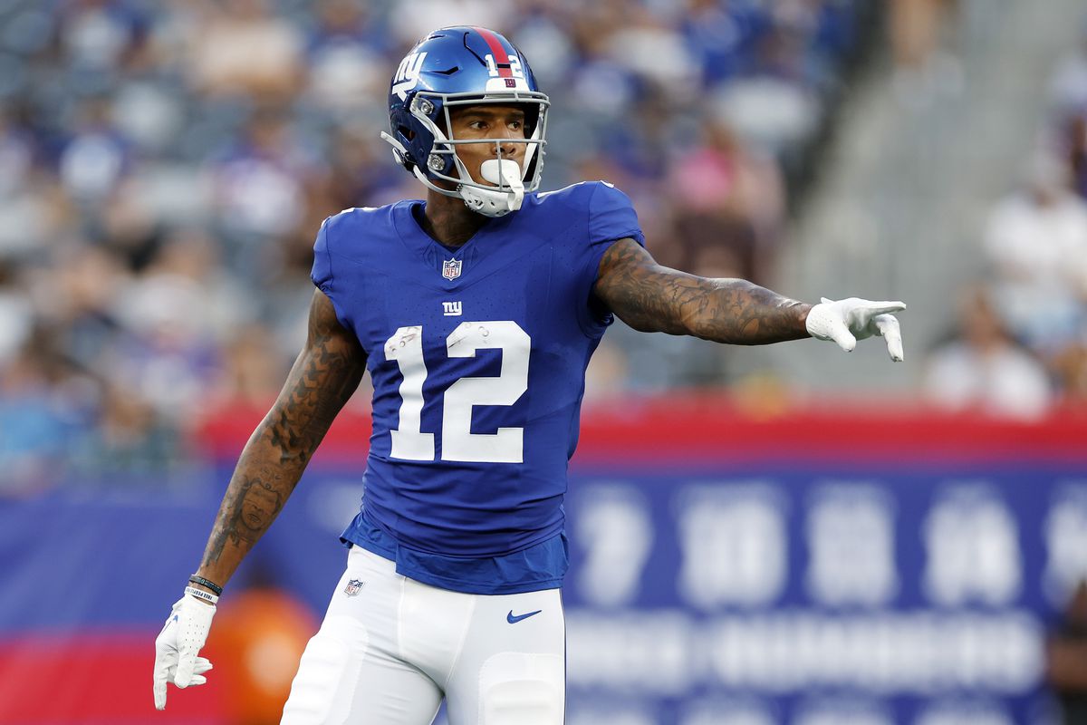 NFL Star Darren Waller's Big Decision Staying with Giants After Tough Year