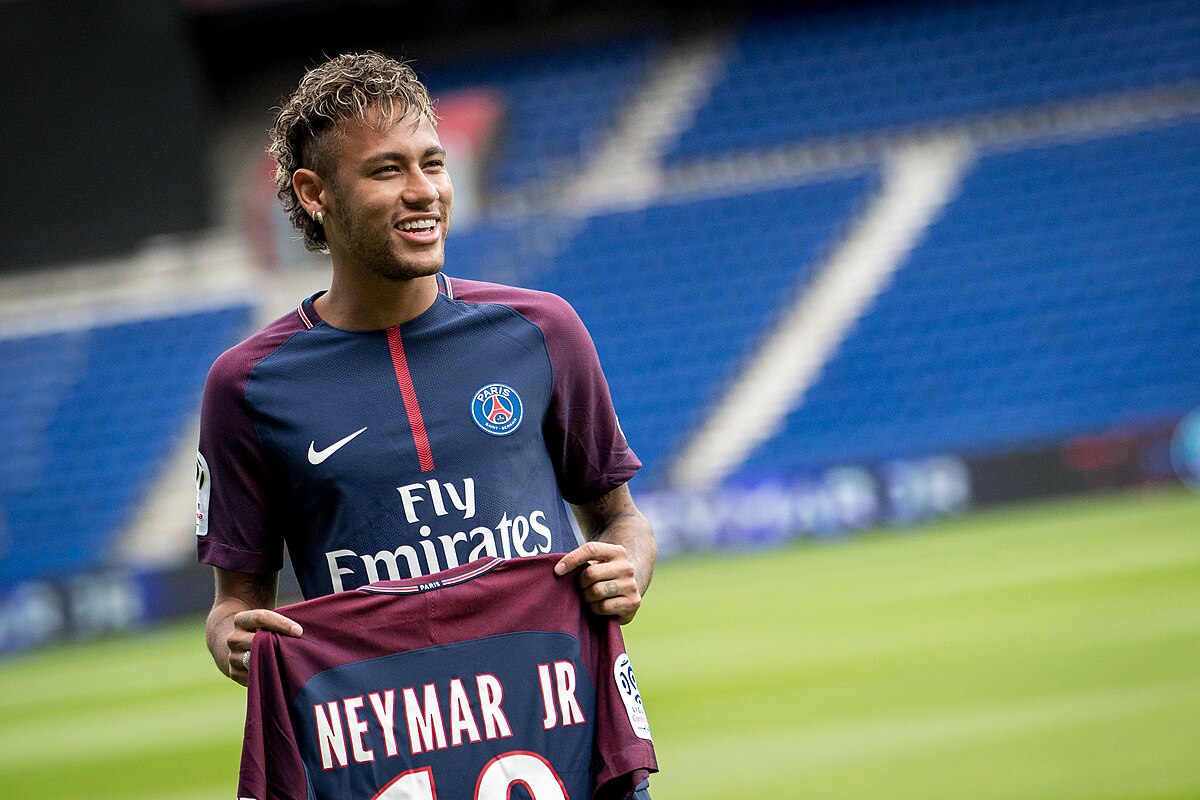Neymar's Rollercoaster Ride From Barcelona's Bright Star to PSG's Shadows