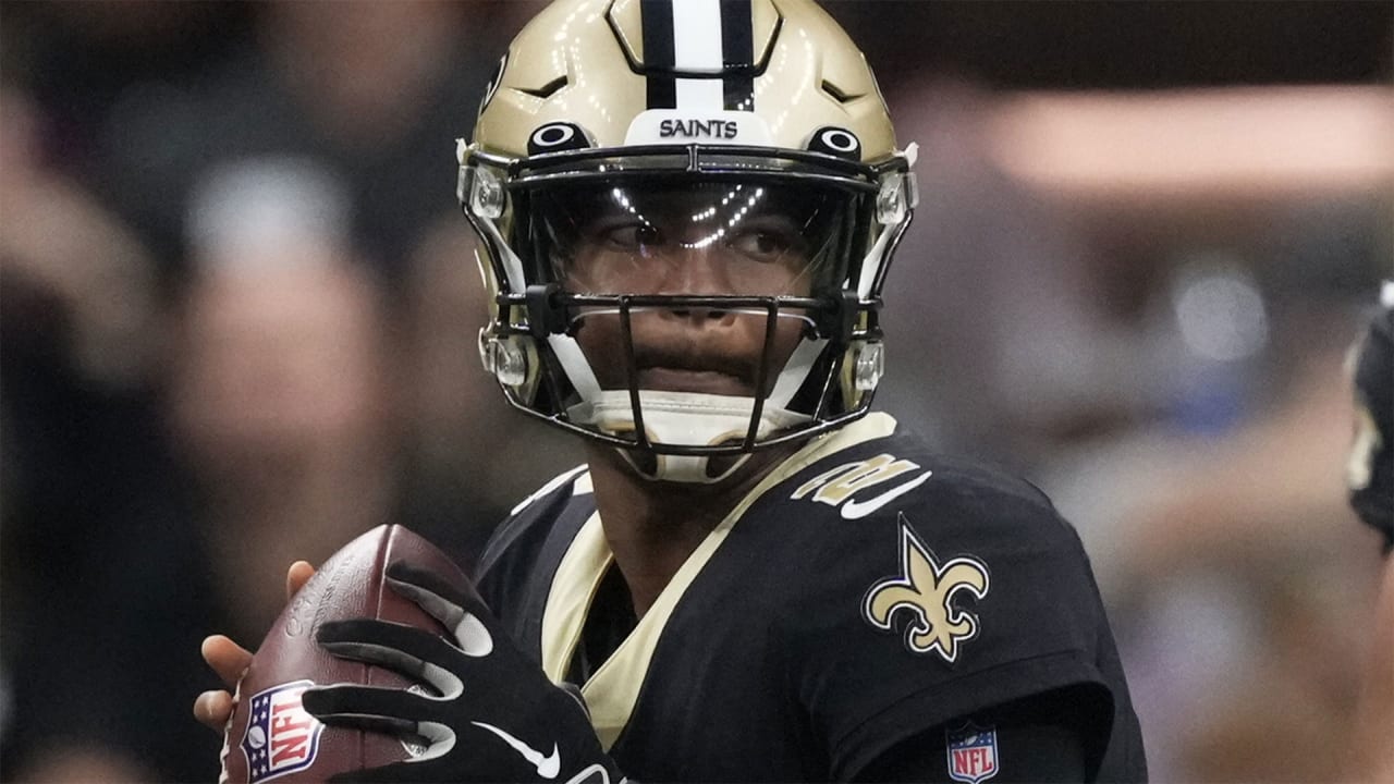 Saints' Off-Season Shake-Up: Star Receiver Drama & Draft Buzz Stir Fans' Hopes for 2024 Comeback