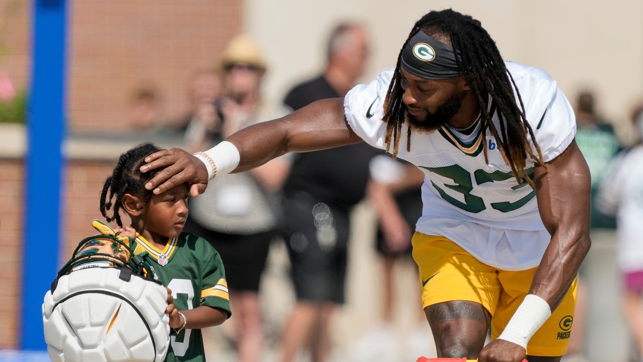 Shocking Shift: Aaron Jones Joins Vikings After Unexpected Packers Exit