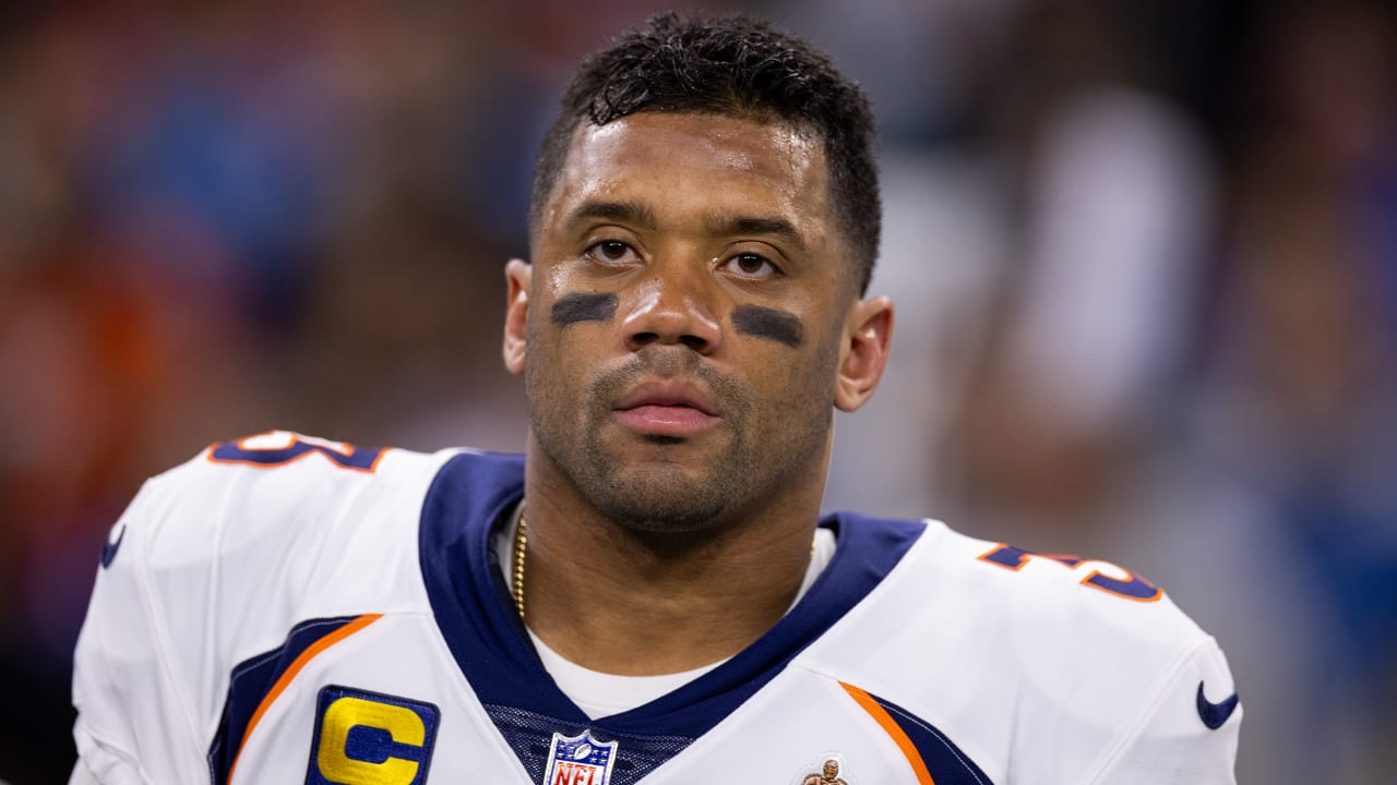 Steelers Shake Up: How Russell Wilson's Warm Welcome Paves the Way for Justin Fields