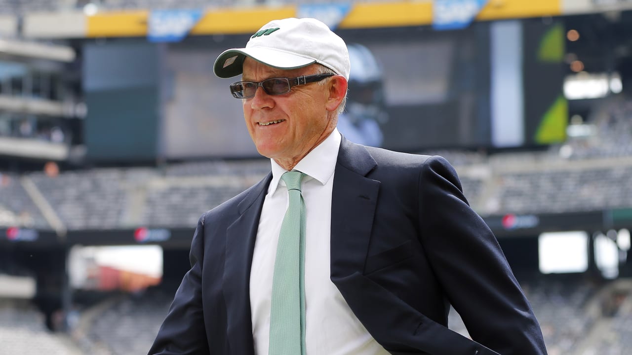 Unraveling the Turmoil: Inside the Woody Johnson and Robert Saleh Saga