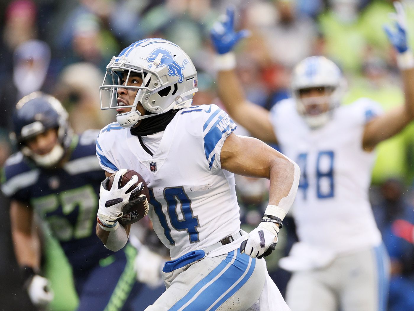  Analyzing Amon-Ra St. Brown's Contract Prospects: A Game-Changer for the Lions?