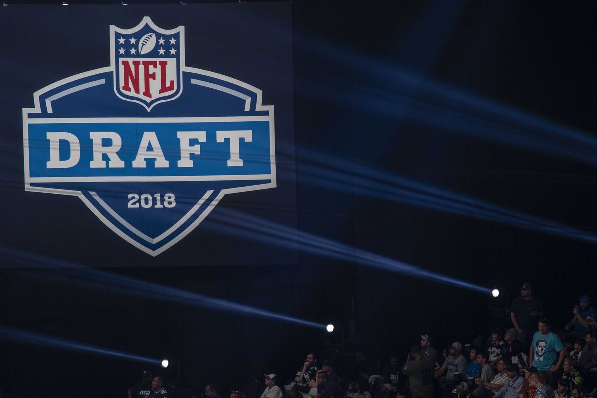 Big Moves Ahead: Top College Stars to Lead 2024 NFL Draft Picks