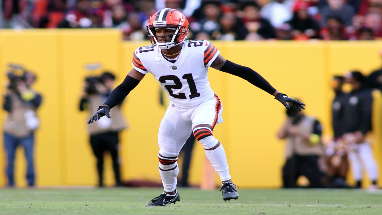 Browns' Star Cornerback Denzel Ward Fights to Keep Team United Amid Trade Talks