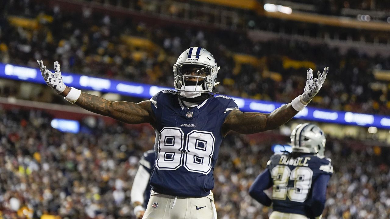  CeeDee Lamb's Bold Move: Skipping Workouts to Score a Record Deal with Cowboys