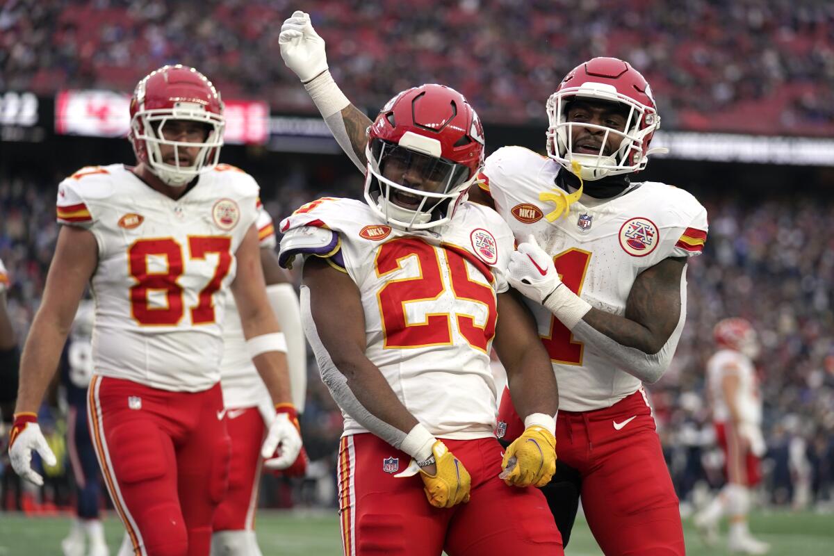  Chiefs' Kadarius Toney Faces Big Challenge Can He Fill the Team's Receiver Gap in 2024---
