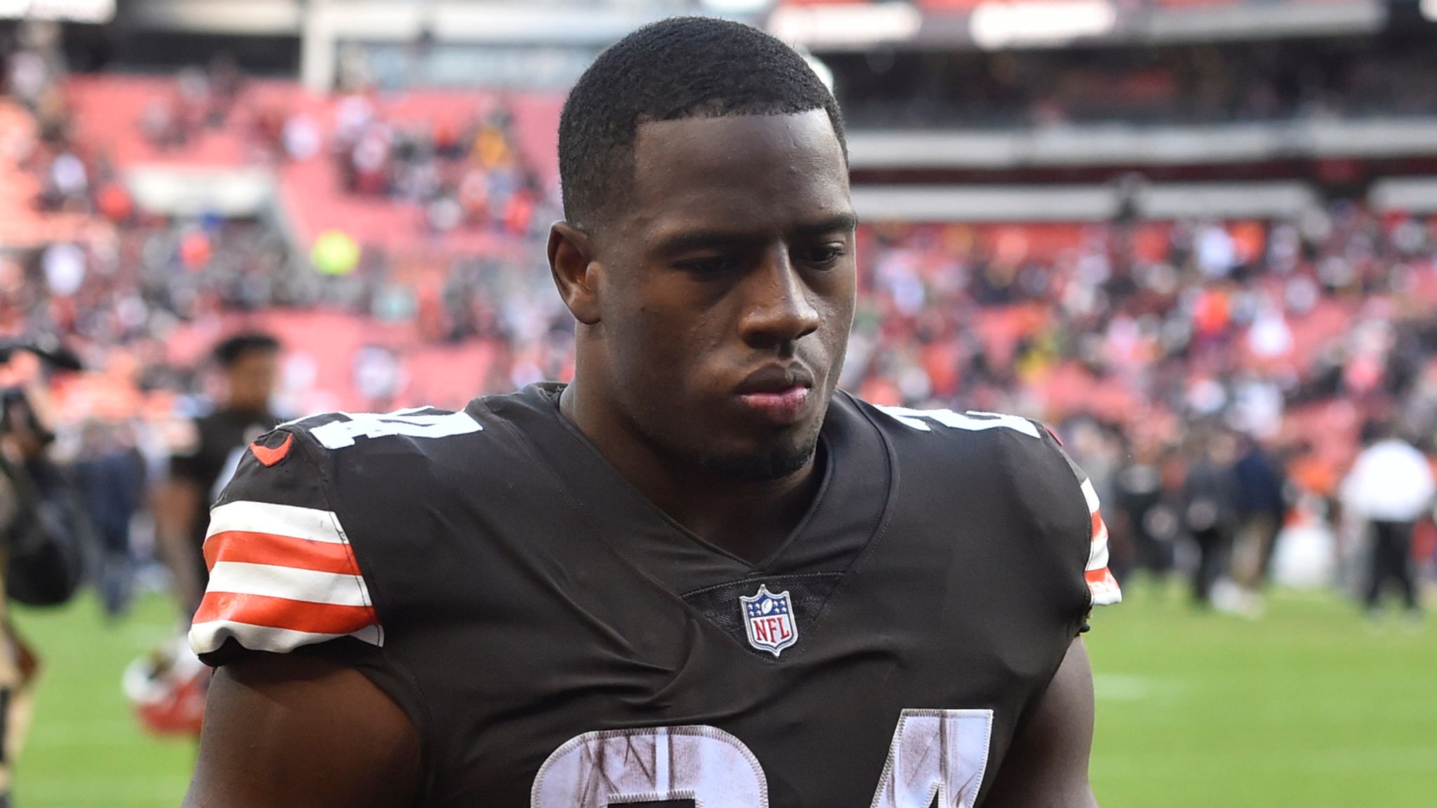  Cleveland Browns Bank on Nick Chubb's Comeback: Inside His Bold 2024 Contract Play