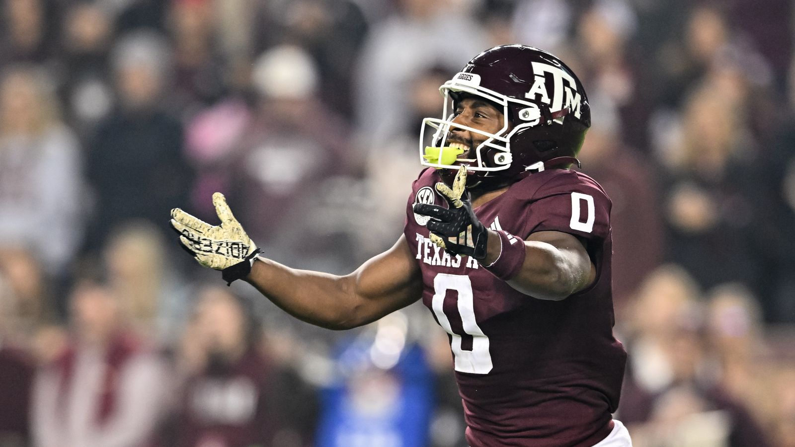 Colts Eye Texas A&M's Ainias Smith as Potential Game-Changer