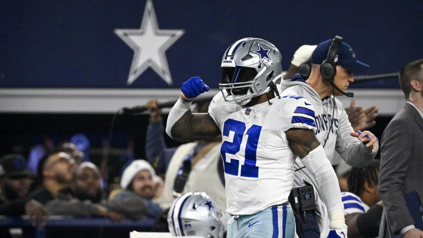 NFL News: Ezekiel Elliott’s Reunion With Dallas Cowboys Could Address Woes Of Both