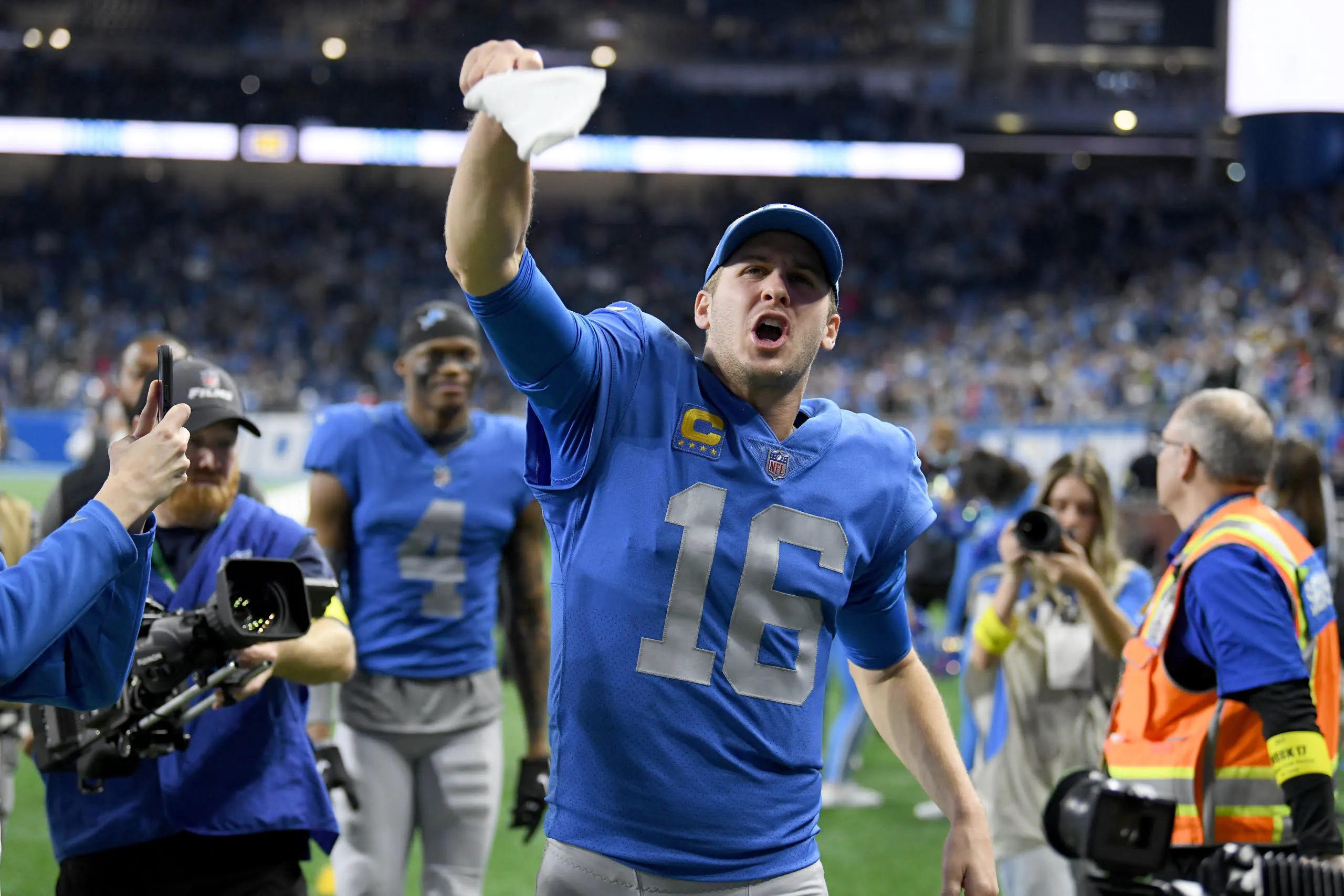 Detroit Lions Eye Jared Goff's Future Amid Team's Resurgence