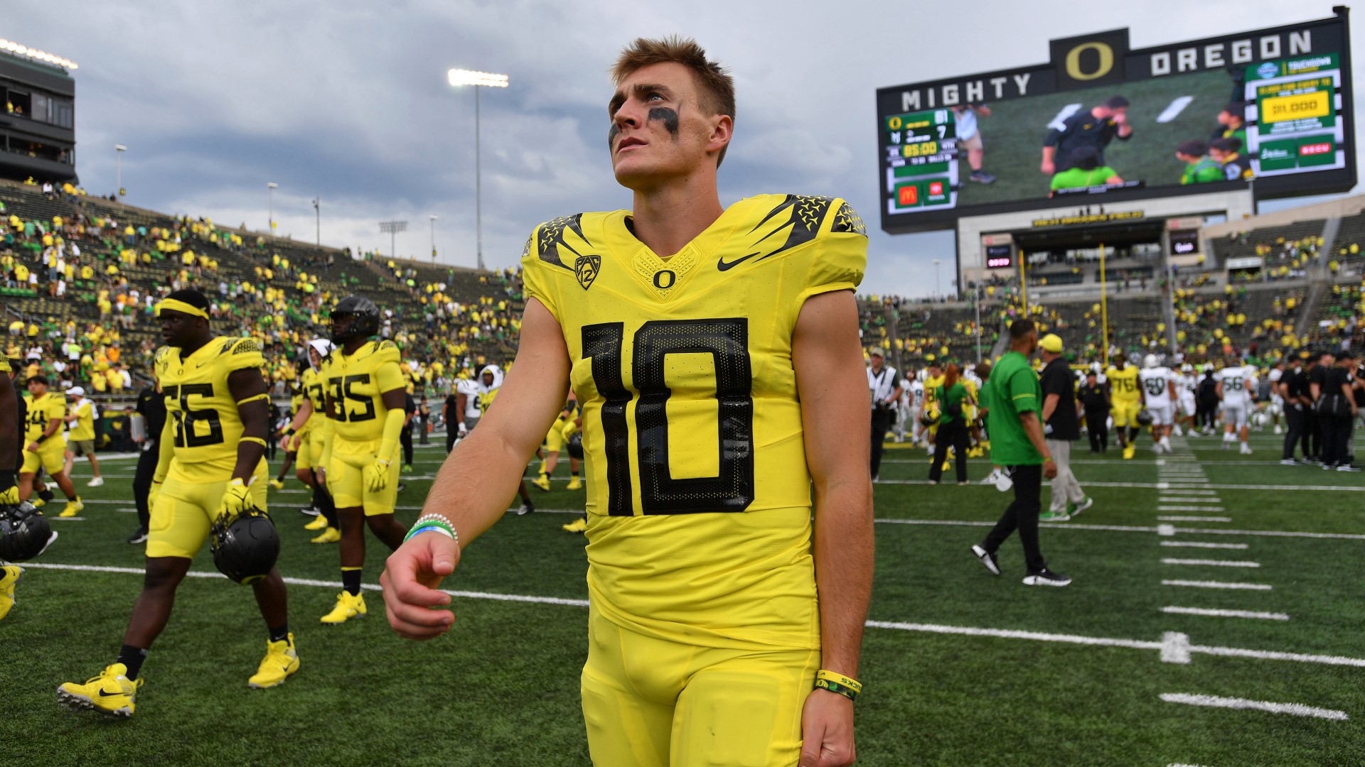  Draft Day Drama Will Oregon's Bo Nix Dodge the First Round Cut