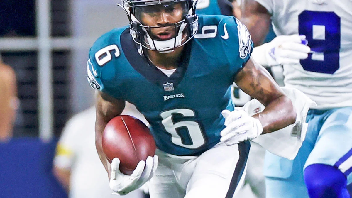Eagles Make Smart Move: DeVonta Smith's Big Contract Keeps Philly's Star WR for Three More Years