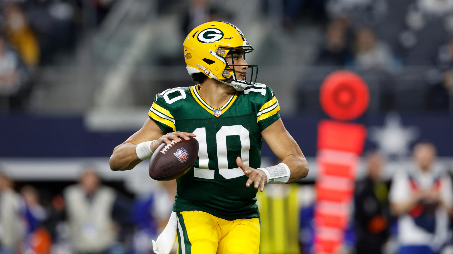 Green Bay and Philly Fans Face Off in Brazil: First NFL Game Sparks Local Color Clash