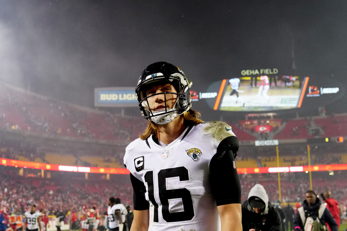  Jacksonville Jaguars Eye Future With Trevor Lawrence Amid Extension Talks