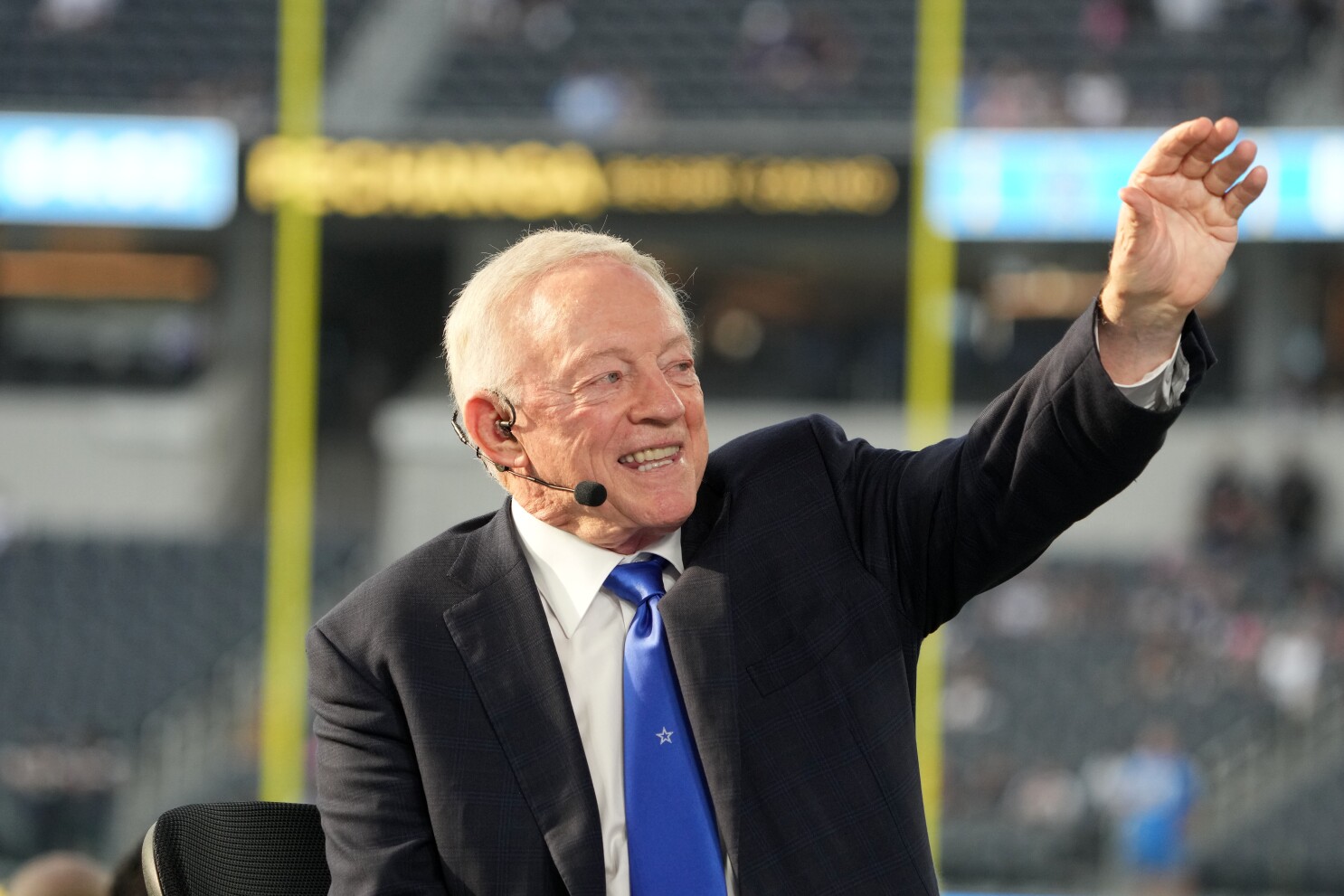 Jerry Jones Reveals New Draft Plans How the Cowboys Aim to Rebuild After Losing Key Players---