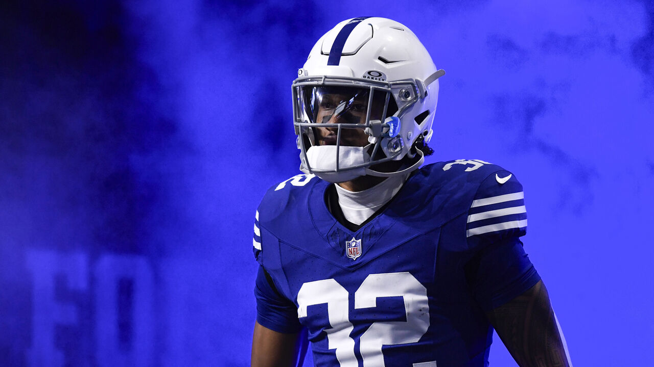 Julian Blackmon's Surprising Contract Saga with the Colts A Glimpse Into NFL's Latest Trends