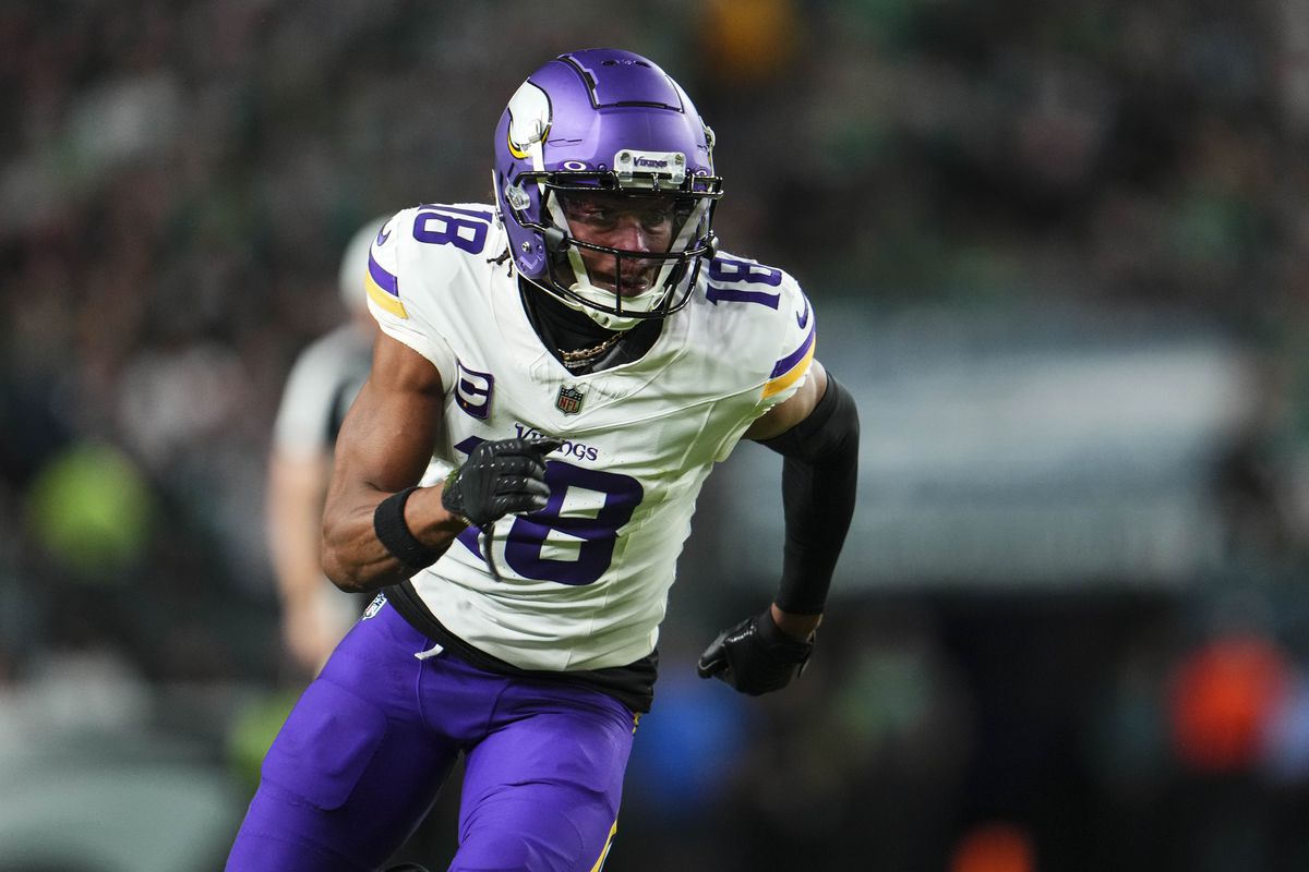  Justin Jefferson and the Minnesota Vikings at a Crossroads: Navigating Contract Talks Amid Quarterback Uncertainty