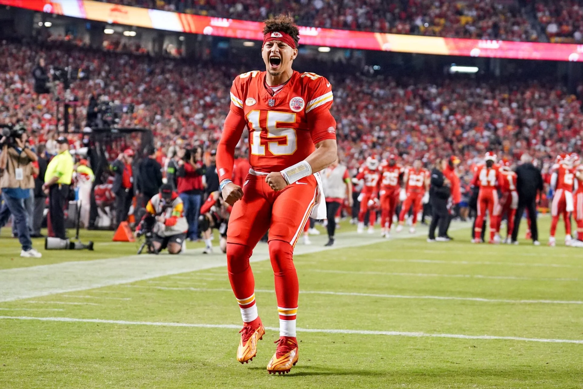 Kansas City Chiefs Face Uncertain Future at Arrowhead Stadium Amidst Stadium Debacle