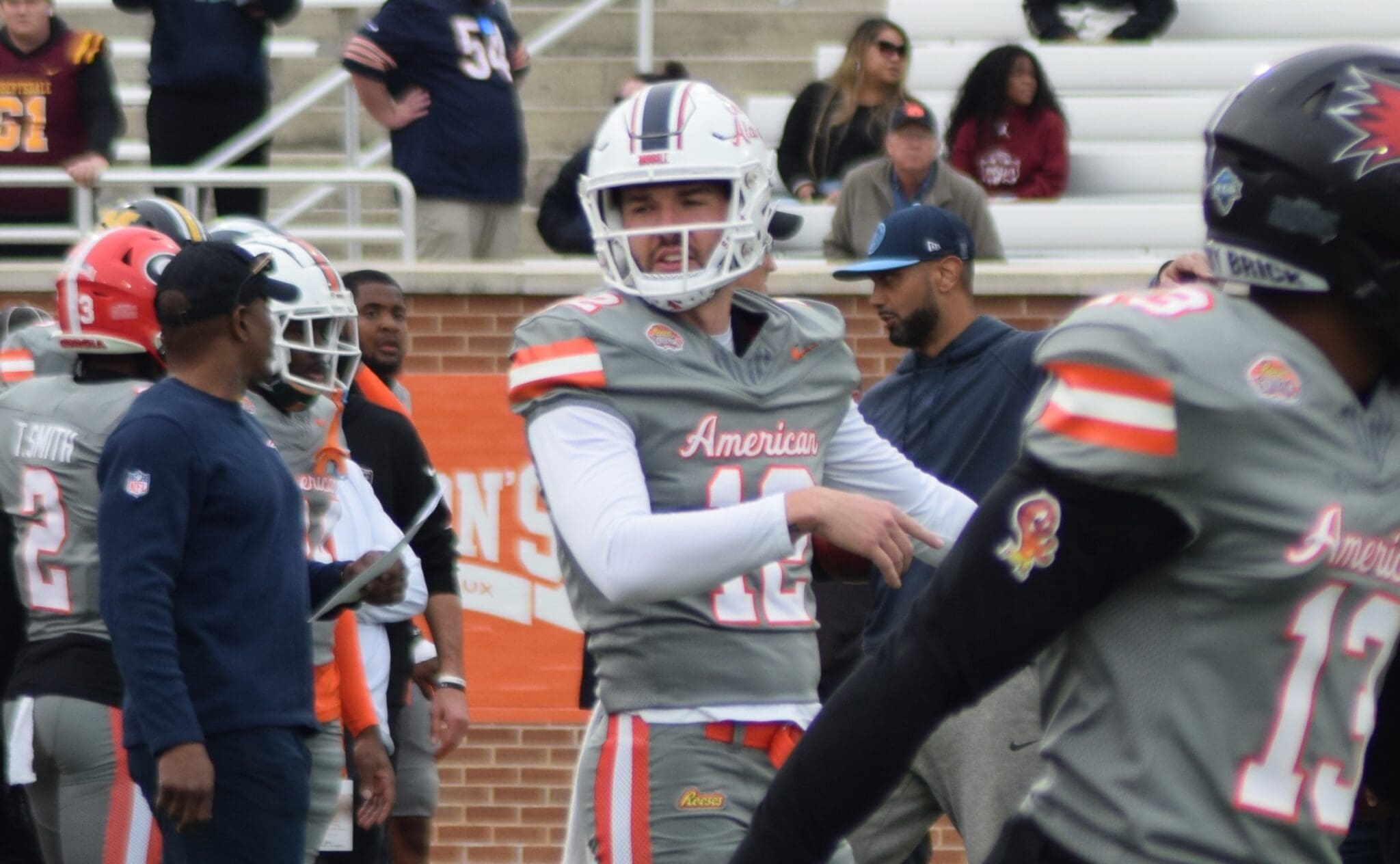  Meet the Eagles' New Secret Weapon: College Star QB Carter Bradley Could Shake Up the NFL Draft